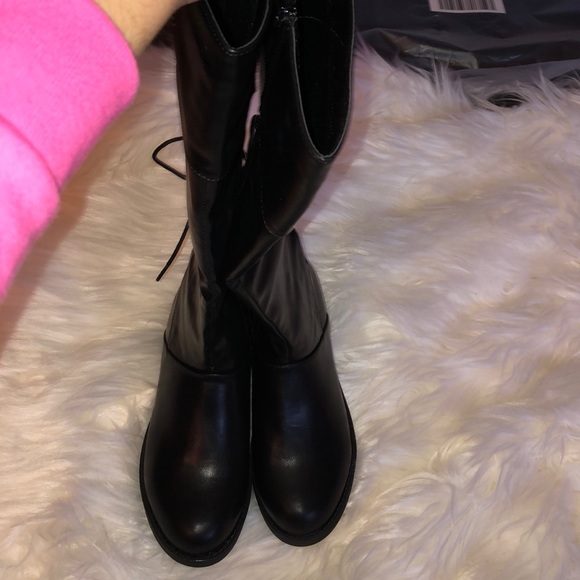 BRAND NEW lace up boots - Picture 5 of 6